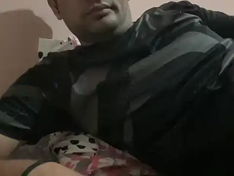 Snapshot of NiceBoy9099 chatting on 02/26/26, 05:56 NiceBoy9099 online show from 02/26/26, 05:56