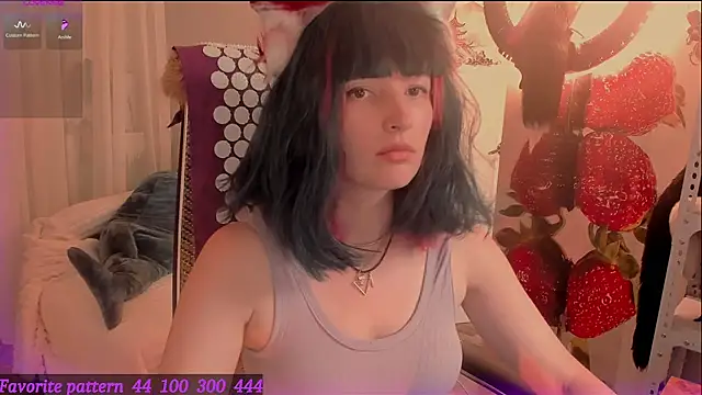 Toxic Ellies online show from 06/11/26, 08:01