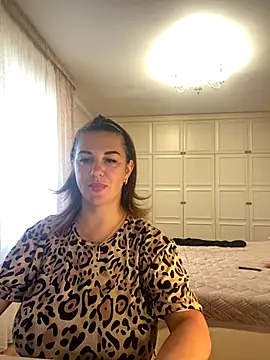 Dina0908 online show from 10/27/25, 11:03