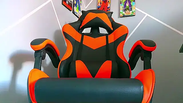 Snapshot of ADAM_HOT chatting on 09/19/25, 08:31 ADAM HOT online show from 09/19/25, 08:31