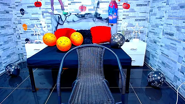 Snapshot of ADAM_HOT chatting on 10/13/25, 09:26 ADAM HOT online show from 10/13/25, 09:26