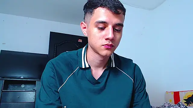 Snapshot of ADAM_HOT chatting on 12/16/25, 12:37 ADAM HOT online show from 12/16/25, 12:37