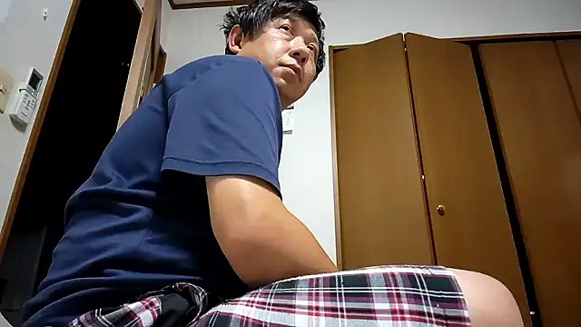 Snapshot of 07YUKIO chatting on 09/26/25, 09:02 07YUKIO online show from 09/26/25, 09:02