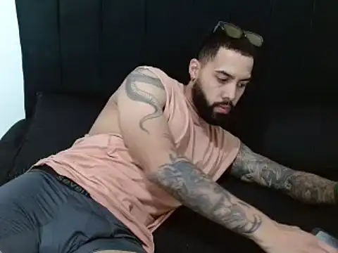 Hendry  online show from 12/13/24, 12:20