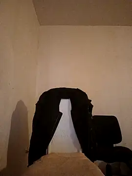 kx93 online show from 12/18/25, 05:08