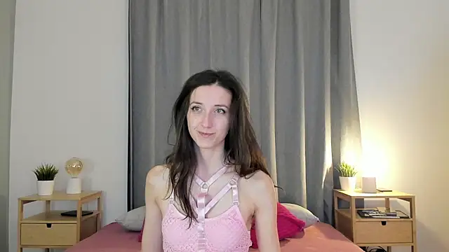 Snapshot of Ketty_Belly chatting on 11/26/25, 08:37 Ketty Belly online show from 11/26/25, 08:37