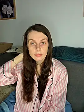 Snapshot of chachalette444 chatting on 02/14/26, 12:35 chachalette444 online show from 02/14/26, 12:35