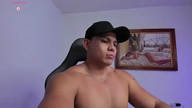 RoyConstance online show from 05/05/26, 04:09
