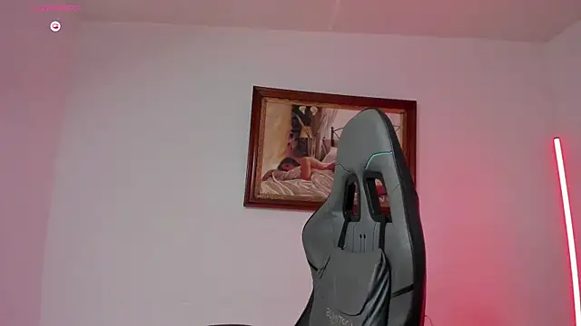RoyConstance online show from 05/30/26, 03:36