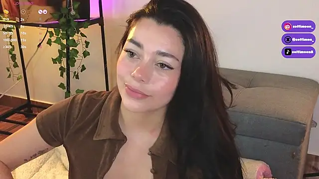 Snapshot of Soffimoon_ chatting on 03/10/25, 06:38 Soffimoon online show from 03/10/25, 06:38