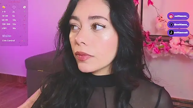 Snapshot of Soffimoon_ chatting on 09/11/25, 02:22 Soffimoon online show from 09/11/25, 02:22