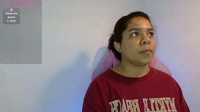 Snapshot of yulissa18 chatting on 03/17/26, 03:33 yulissa18 online show from 03/17/26, 03:33