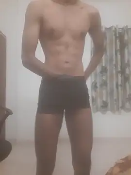 Snapshot of MustFuckHard@xh chatting on 11/05/25, 06:08 MustFuckHardxh online show from 11/05/25, 06:08