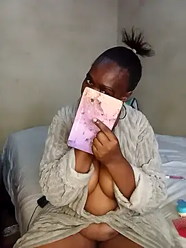 Snapshot of Hot-Assy chatting on 10/30/25, 08:27 Hot-Assy online show from 10/30/25, 08:27