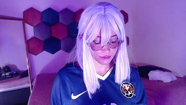 liz-beths online show from 03/15/25, 08:54