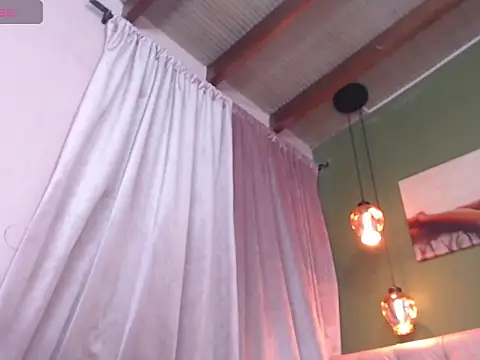 Snapshot of ysabel_sanchez4 chatting on 09/13/25, 08:19 ysabel sanchez4 online show from 09/13/25, 08:19