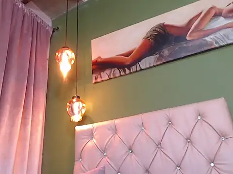 Snapshot of ysabel_sanchez4 chatting on 09/18/25, 10:01 ysabel sanchez4 online show from 09/18/25, 10:01