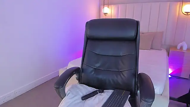 kosmic Angel online show from 03/11/25, 06:41