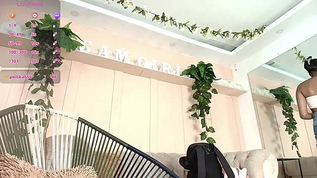 Snapshot of flavia_cruz chatting on 10/09/25, 07:34 flavia cruz online show from 10/09/25, 07:34