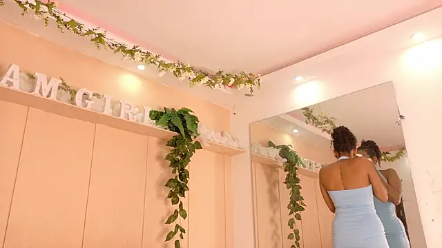 flavia cruz online show from 06/22/26, 12:13