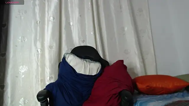 tizziano castillo  online show from 01/09/25, 01:50