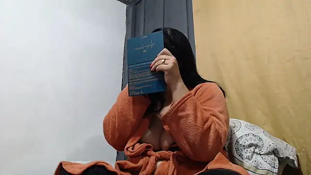 Snapshot of rainhavenus2024 chatting on 09/26/25, 10:41 rainhavenus2024 online show from 09/26/25, 10:41