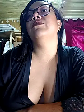 Snapshot of rainhavenus2024 chatting on 03/06/26, 01:18 rainhavenus2024 online show from 03/06/26, 01:18