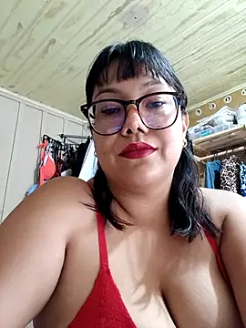 Snapshot of rainhavenus2024 chatting on 03/22/26, 02:31 rainhavenus2024 online show from 03/22/26, 02:31