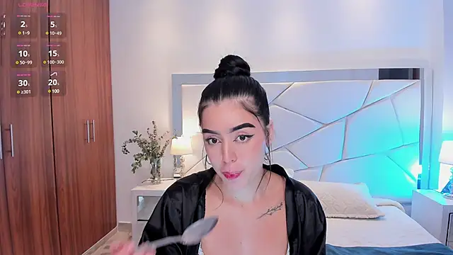 Snapshot of zoee_jackson chatting on 03/12/25, 10:39 zoee jackson online show from 03/12/25, 10:39