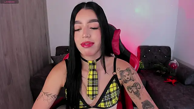 zoee jackson online show from 04/24/26, 10:12