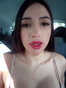 Snapshot of Naty_Santos chatting on 02/22/25, 07:36 Naty Santos online show from 02/22/25, 07:36