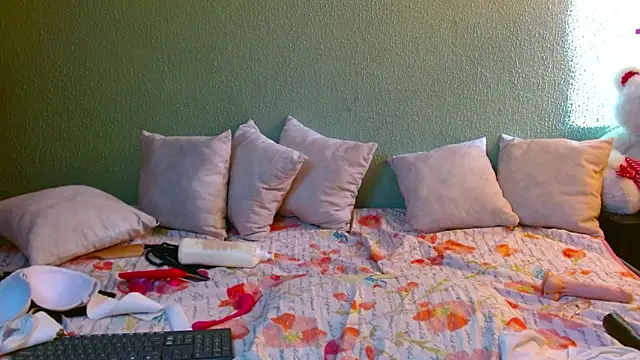 MirandaDream2 online show from 01/19/25, 08:51