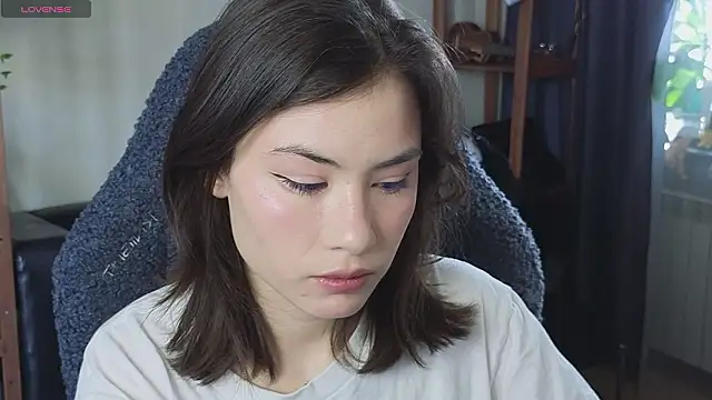 alicekiit online show from 02/04/26, 10:21