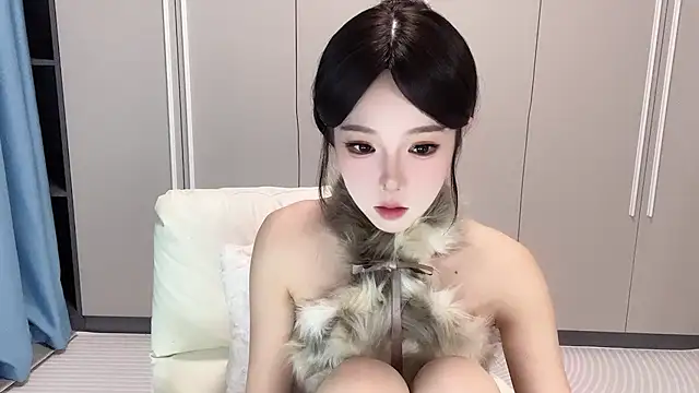 Snapshot of Q-ing chatting on 09/21/25, 01:57 Q-ing online show from 09/21/25, 01:57