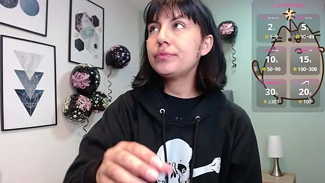 Snapshot of amy_adams1 chatting on 09/11/25, 04:45 amy adams1 online show from 09/11/25, 04:45