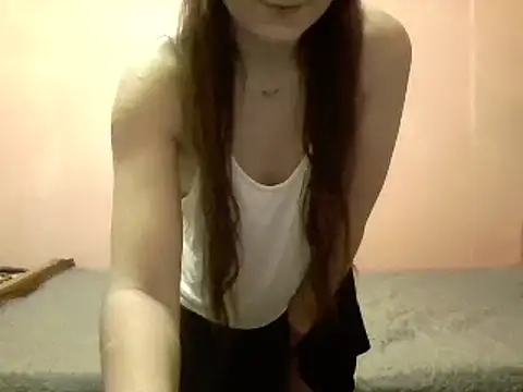 Snapshot of MaxWellas6 chatting on 02/07/25, 07:38 MaxWellas6 online show from 02/07/25, 07:38