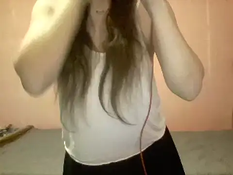 Snapshot of MaxWellas6 chatting on 02/12/25, 07:02 MaxWellas6 online show from 02/12/25, 07:02