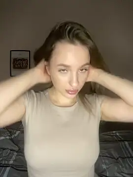 EdnaBradley online show from 12/17/25, 02:01