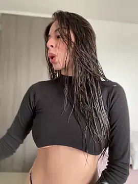 AmmyCollinsW online show from 02/07/25, 05:51