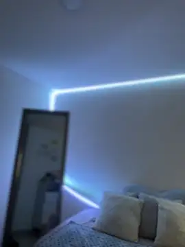 AmmyCollinsW online show from 10/11/25, 08:40