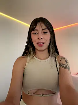 AmmyCollinsW online show from 12/03/25, 08:51