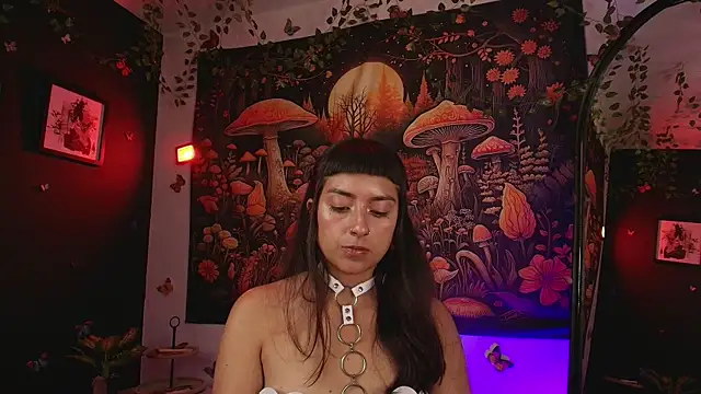 6Briela9  online show from 05/06/26, 03:57