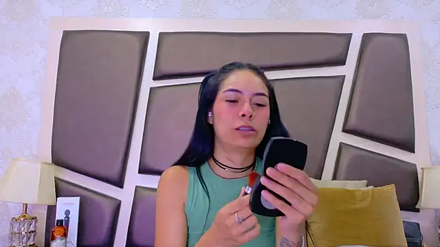 NicoleEsposito online show from 06/29/26, 01:00
