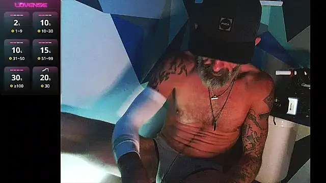 Snapshot of HandyBro chatting on 03/11/25, 11:55 HandyBro online show from 03/11/25, 11:55