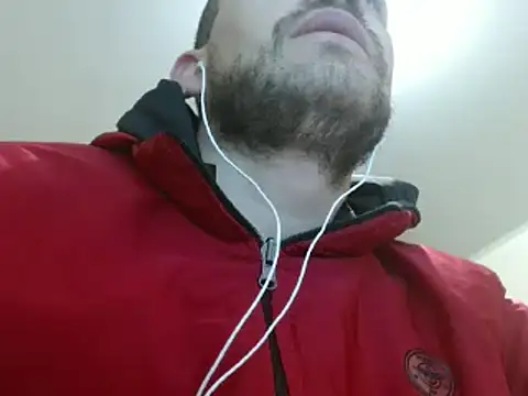 Snapshot of camiloking1720 chatting on 01/25/25, 08:42 camiloking1720 online show from 01/25/25, 08:42