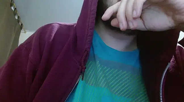 Snapshot of camiloking1720 chatting on 03/13/25, 05:39 camiloking1720 online show from 03/13/25, 05:39