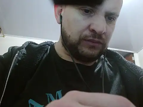 Snapshot of camiloking1720 chatting on 02/16/26, 07:54 camiloking1720 online show from 02/16/26, 07:54