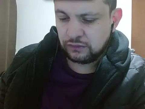 Snapshot of camiloking1720 chatting on 03/05/26, 03:30 camiloking1720 online show from 03/05/26, 03:30