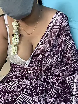 Snapshot of sajeetha chatting on 05/30/26, 05:10 sajeetha online show from 05/30/26, 05:10