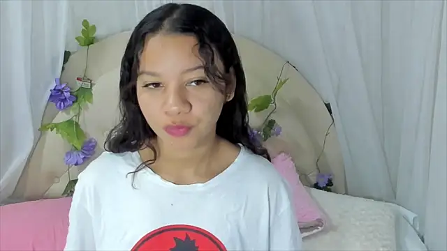 brithany rousee online show from 02/04/25, 07:11